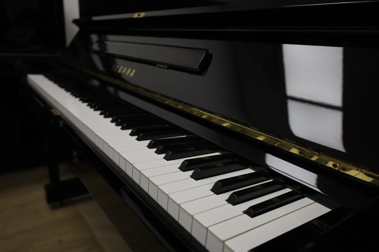 Yamaha U1